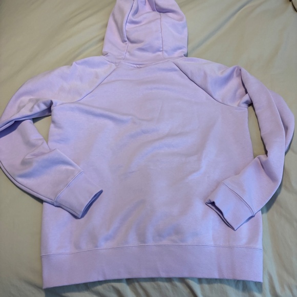 Nike Women’s Essential Fleece Hoodie – Lavender – NEW with Tags! - Picture 2 of 3